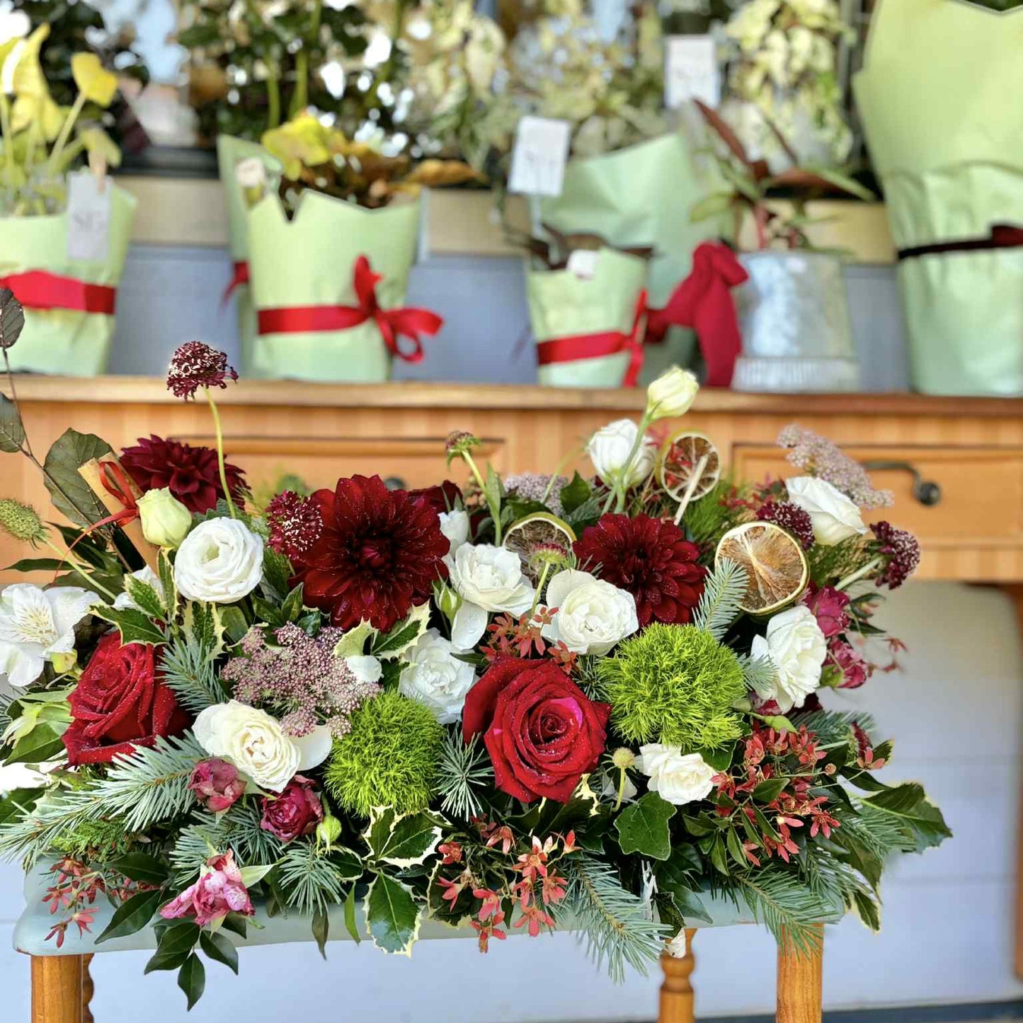 Yuletide Table Arrangement