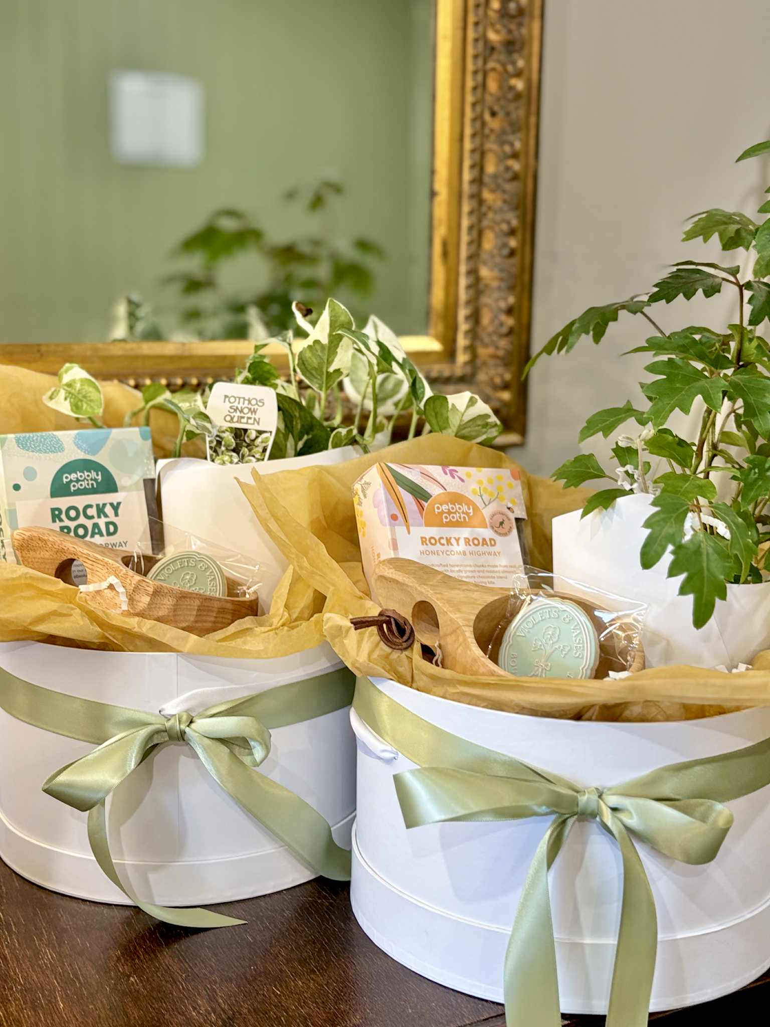 Hampers – Violets and Vases